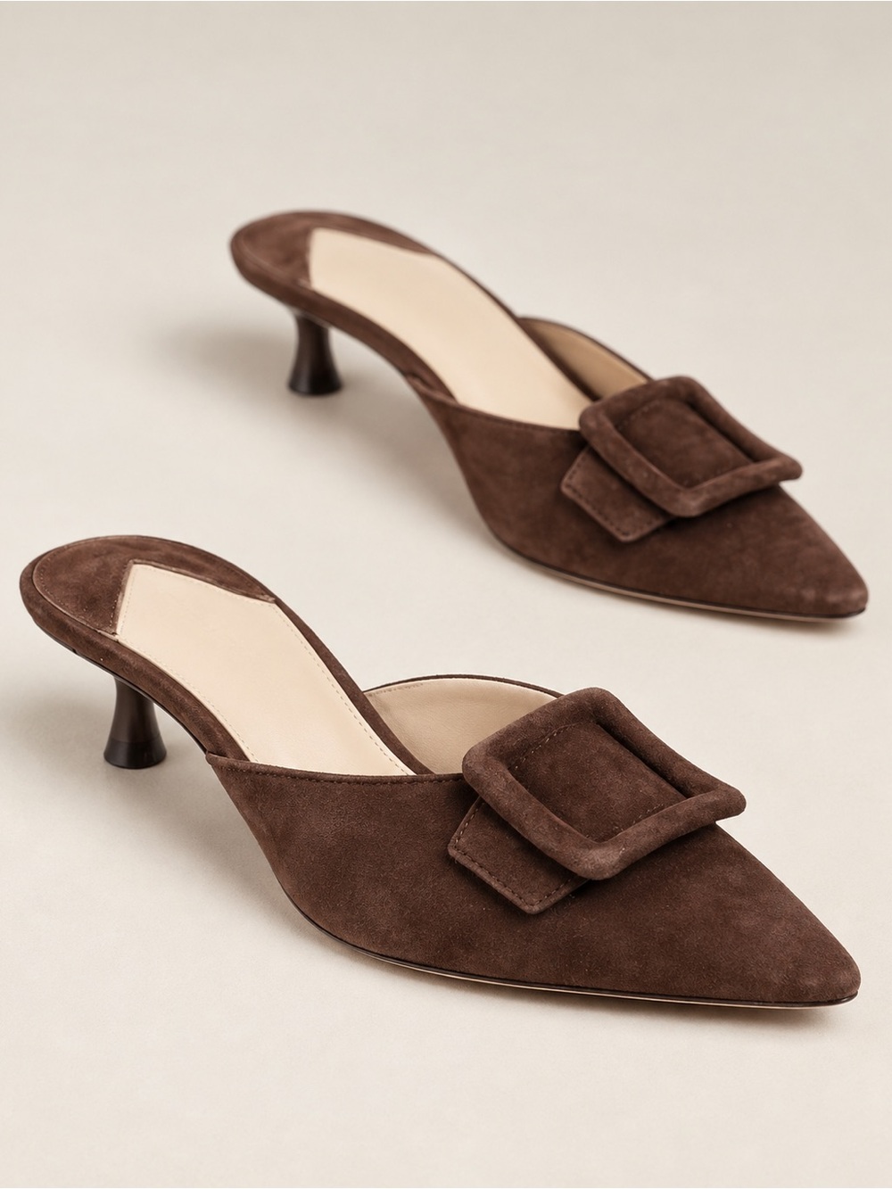 NWT Antonio Melani Kendra Brown Suede Buckle Pointed Toe Kitten Heel Mules Sz 6M